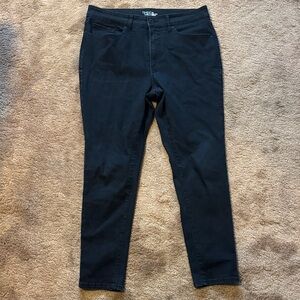 Time and Tru Women's Black Skinny Jeans